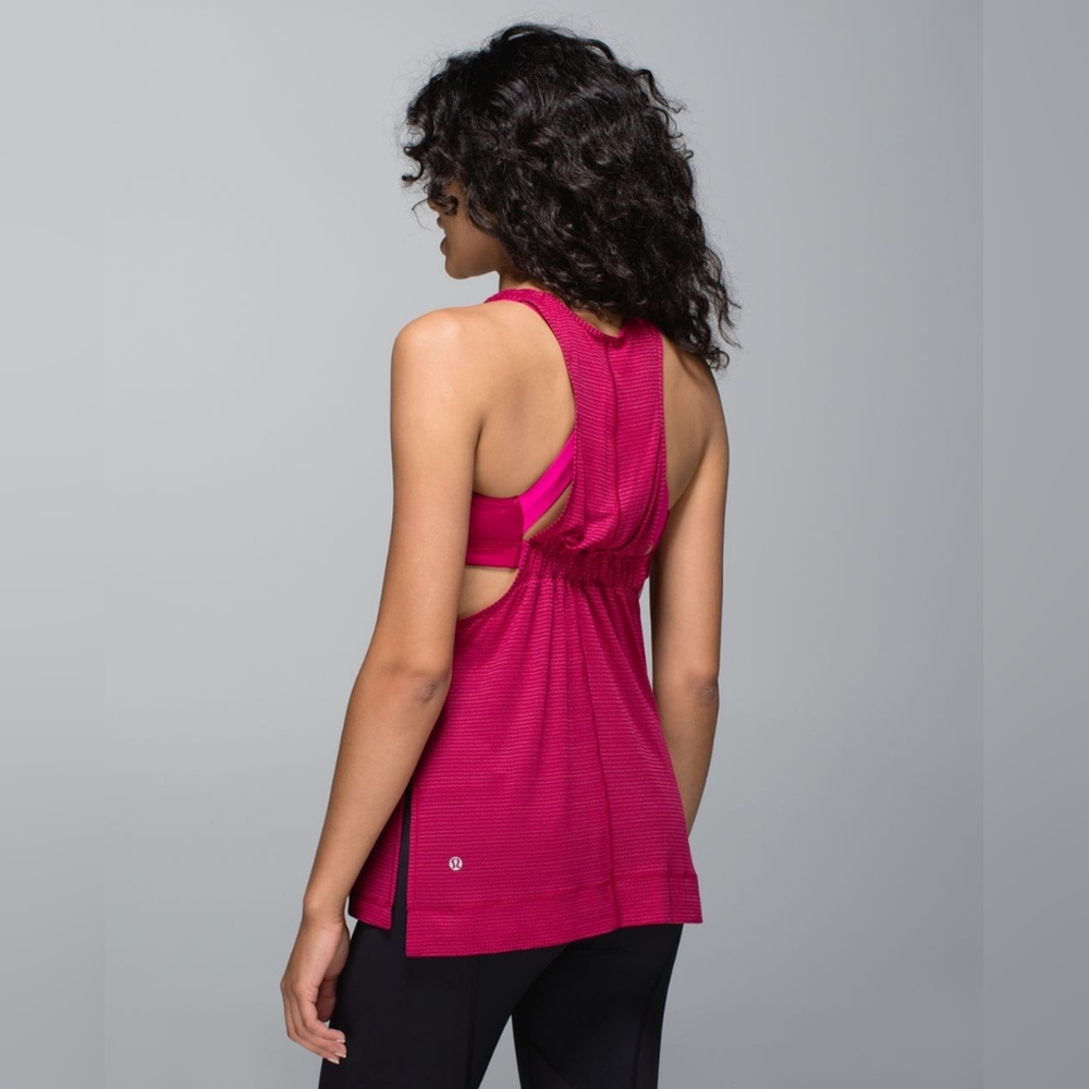 Lululemon Gym  tank Stash It Tank Bumble Berry size 6